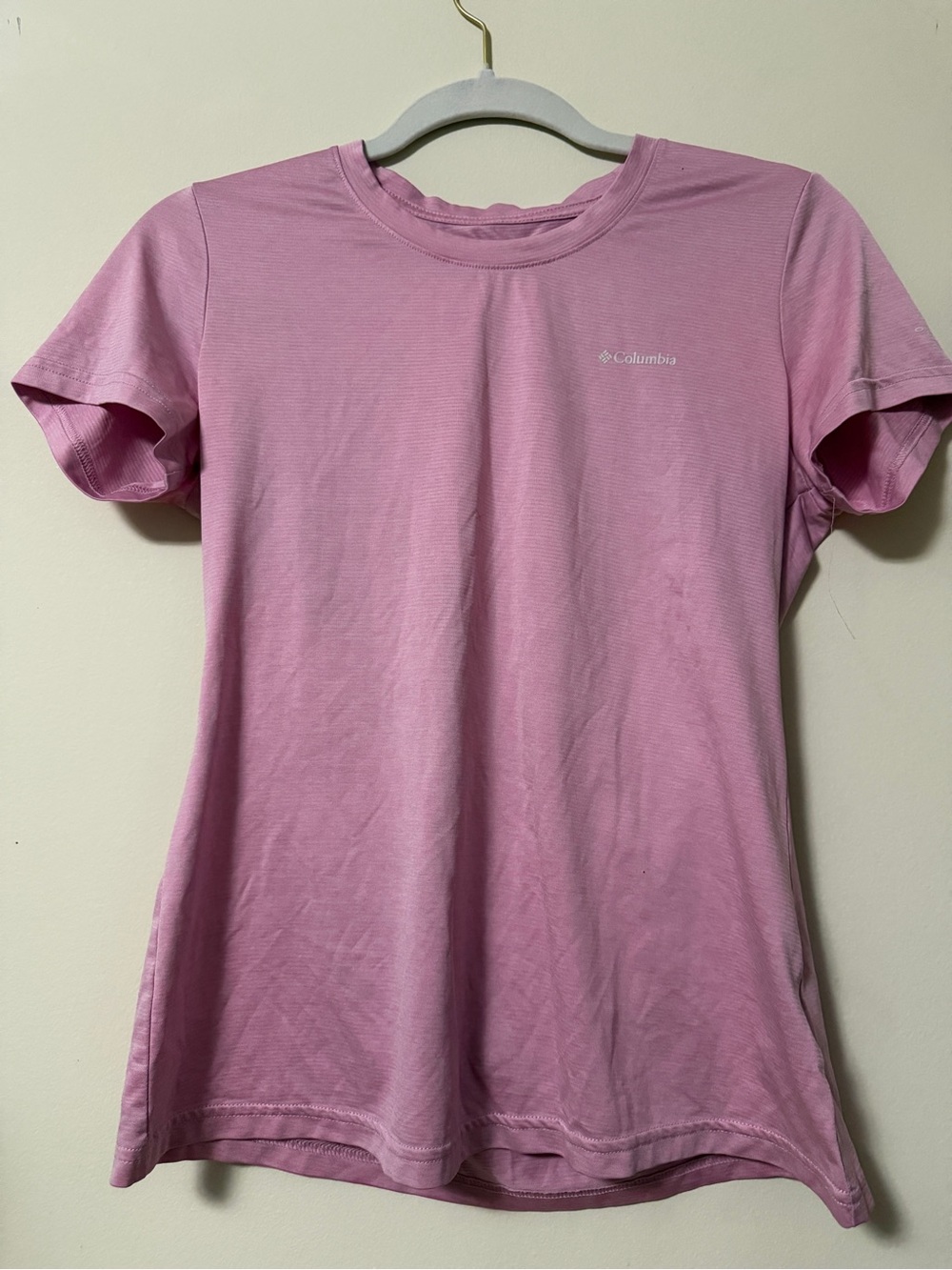 Columbia Women's Light Pink Short-Sleeve Crew Tee